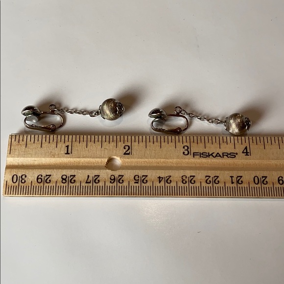 Vintage Clip on Dangle Earrings - Picture 6 of 6